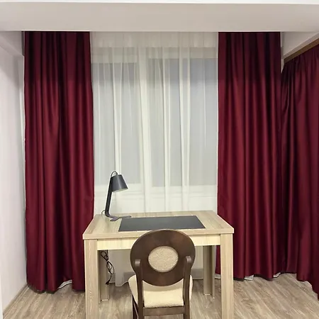 Apartment Cara 1 Min Walk To The Summerland Mamaia